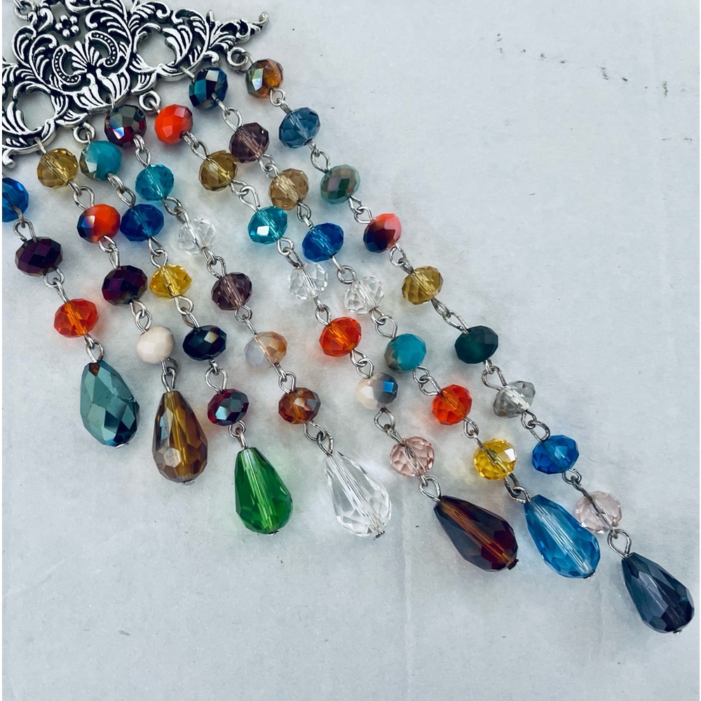 NWT Crystals Chain Necklace Set.